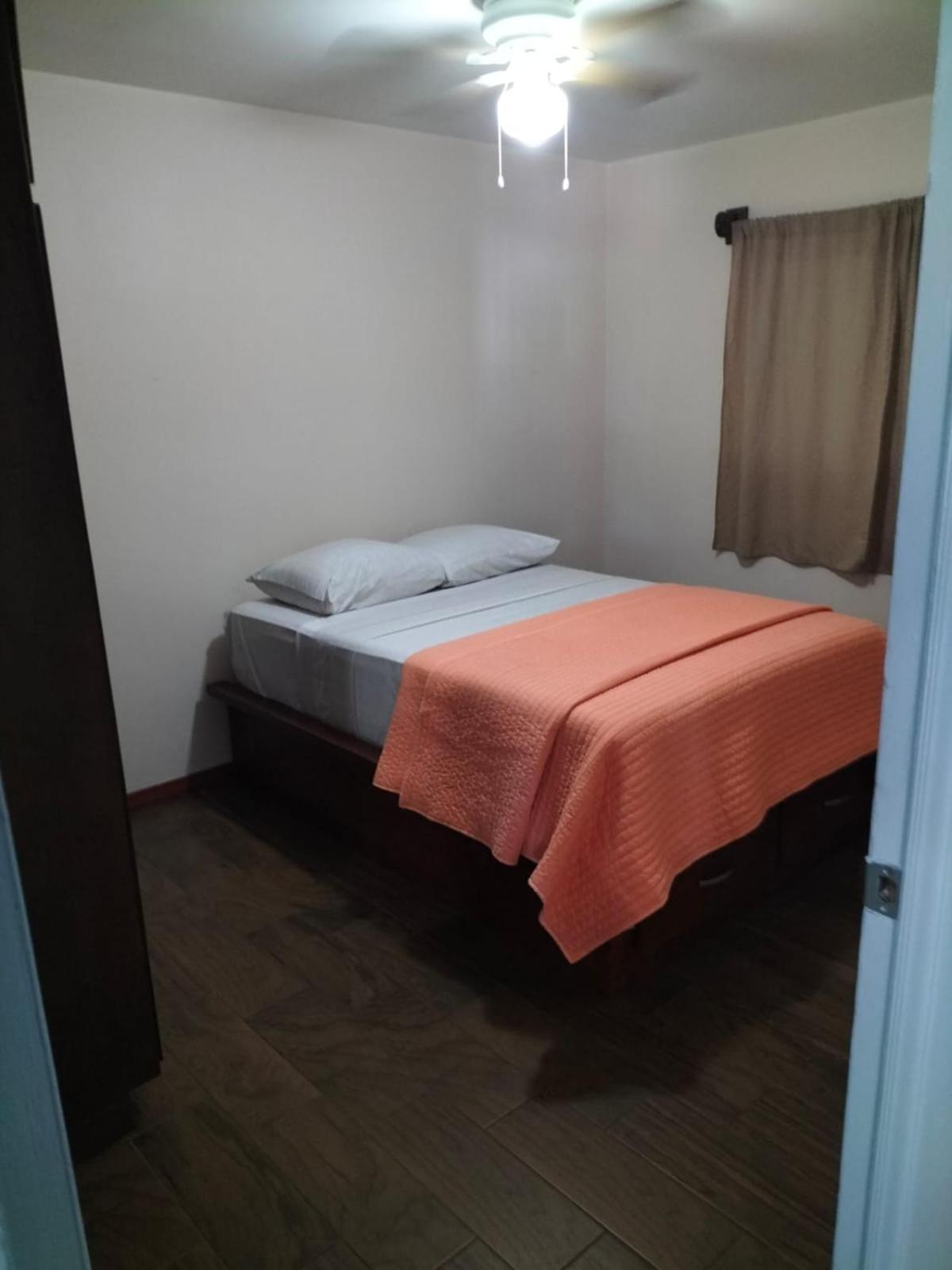 Adanesne Apartments Ensenada Eksteriør bilde
