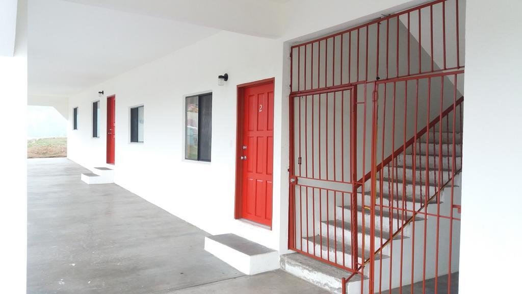 Adanesne Apartments Ensenada Eksteriør bilde